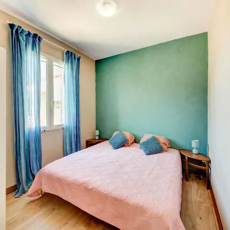 Σπίτι διακοπών Garden-view In With Infrared Sauna *